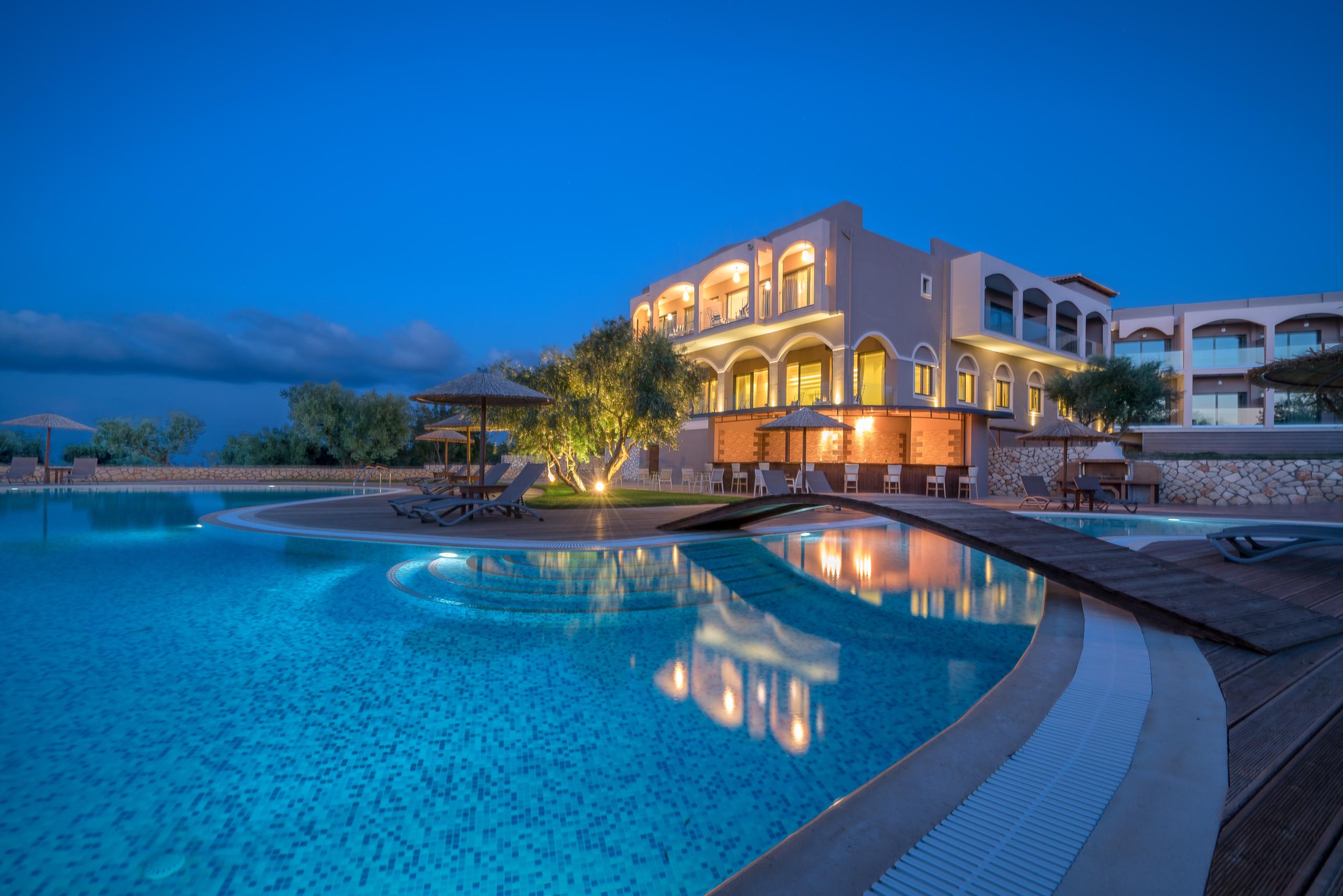 Elegance Luxury Executive - Adults Only Hotel Tragaki