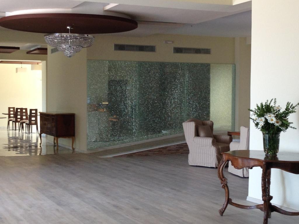 Elegance Luxury Executive - Adults Only