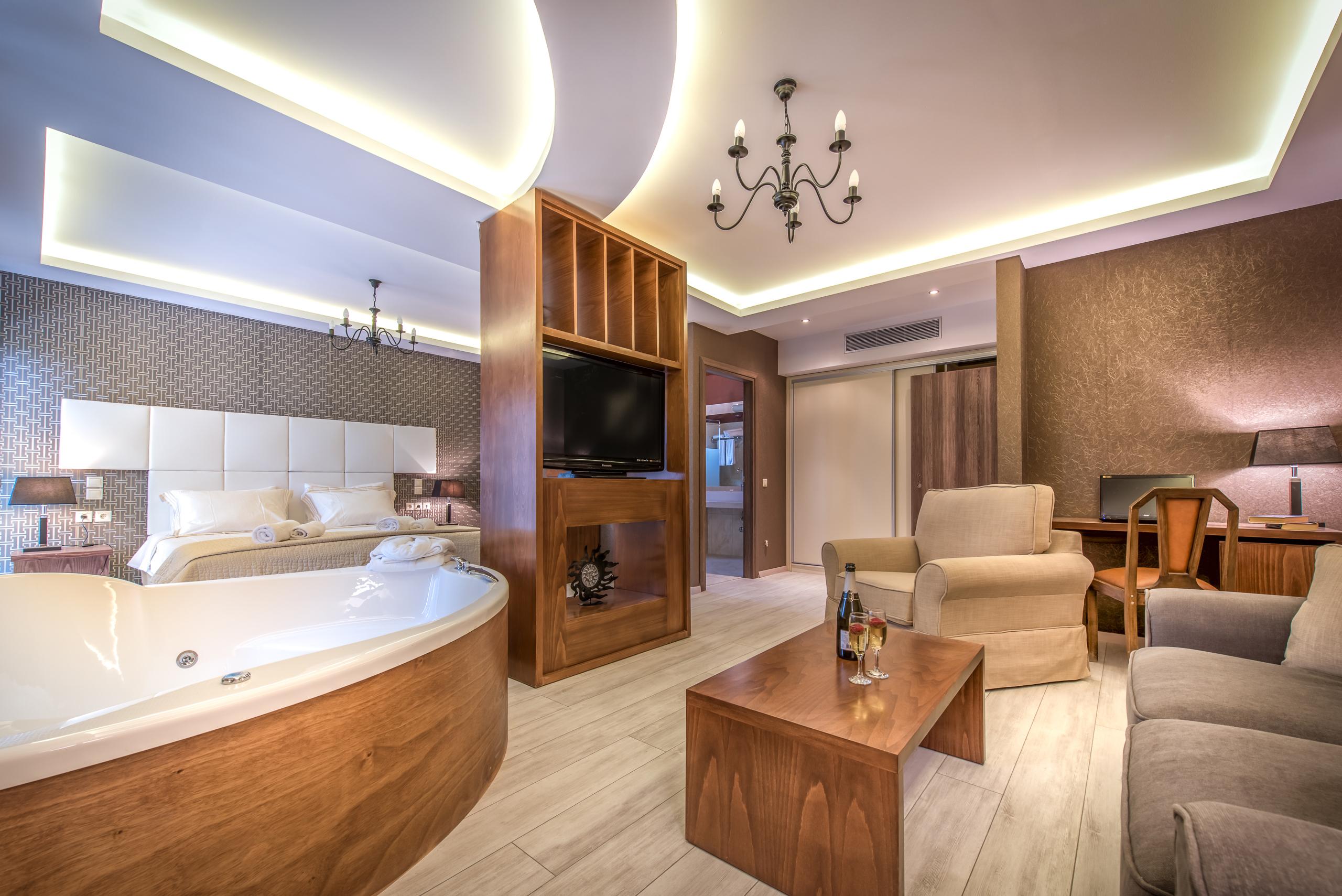 Elegance Luxury Executive - Adults Only Tragaki