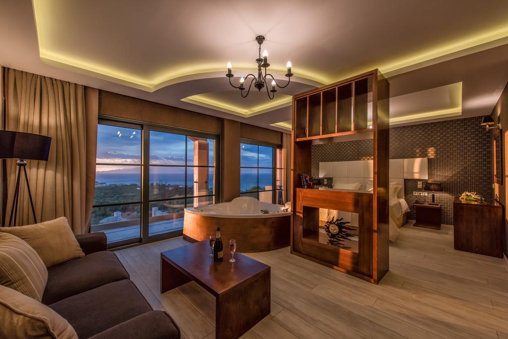 Hotel Elegance Luxury Executive - Adults Only Tragaki